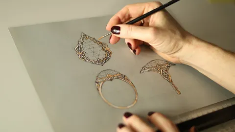 Bản phác thảo trang sức thủ công thể hiện kỹ năng vẽ nền tảng khi học thiết kế trang sức online